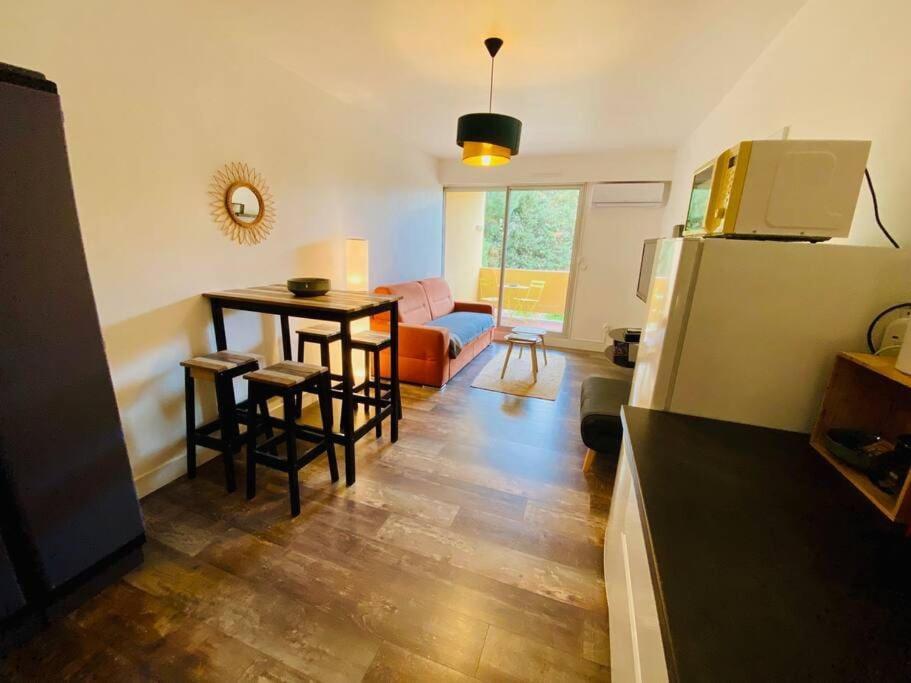 "Les Grangettes" Studio Climatise, Proche Plage Appartement Sète Buitenkant foto